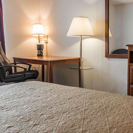 Quality Inn Hudsonville South Eksteriør billede