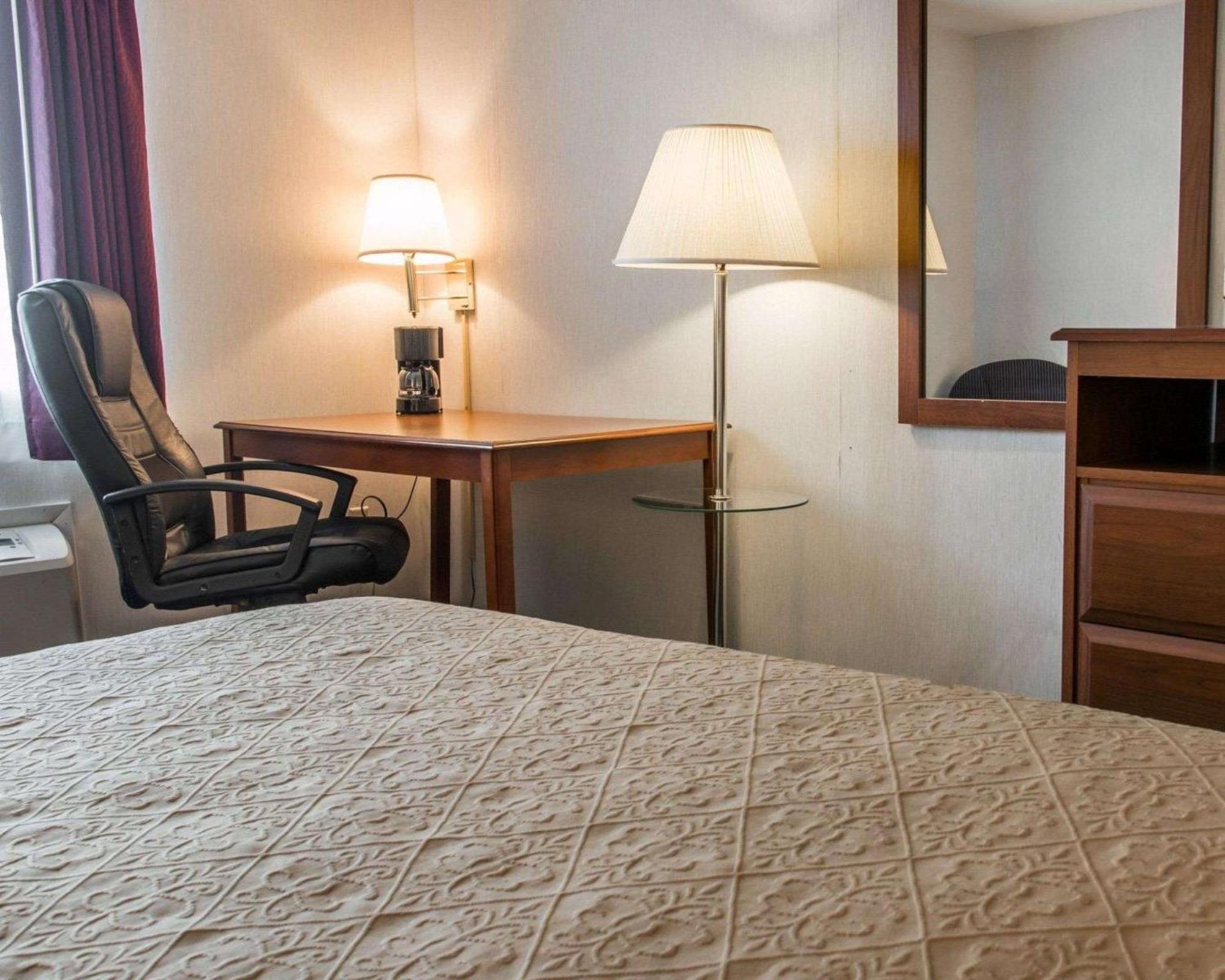 Quality Inn Hudsonville South Eksteriør billede